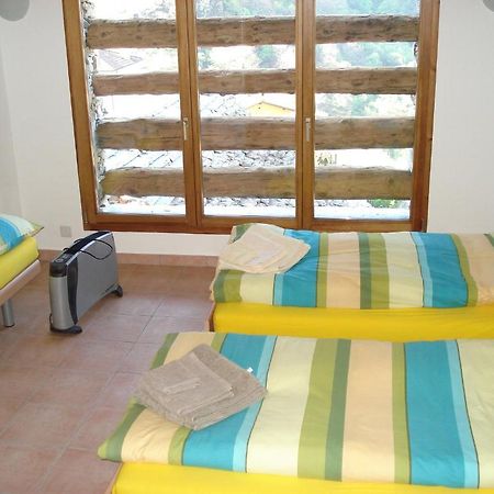 Rustico Pacifico Brontallo Quarto foto